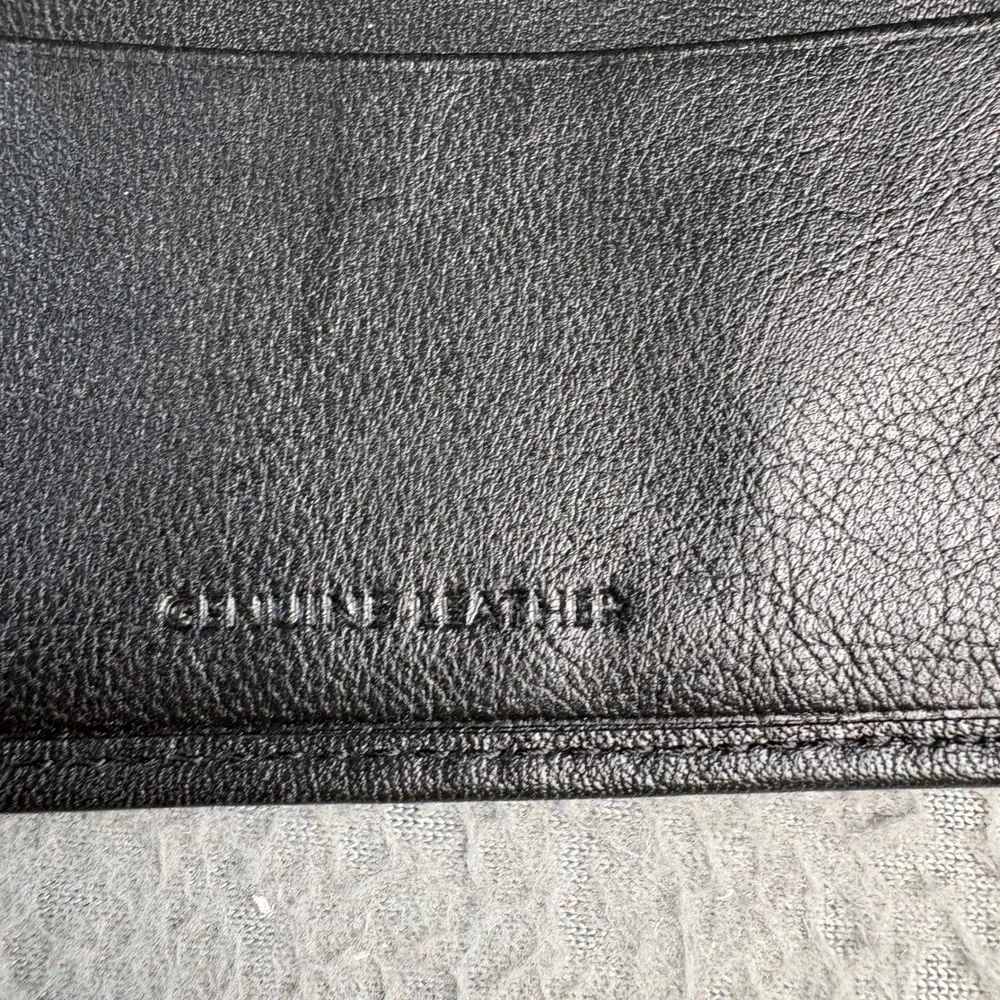 Tommy Hilfiger Mens Black Leather Bifold Wallet Stripe Ribbon ID Window